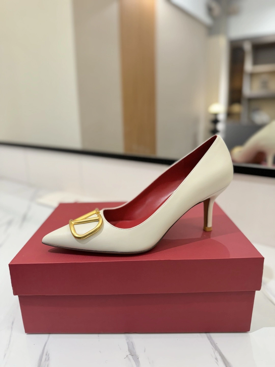COCO-- V1859ti9o 4W2S0EN0DSHI16 Heel height：7.5CM goatskin Calfskin item:E-X138C3023